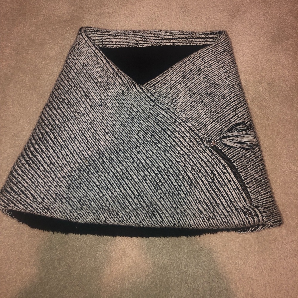 Lululemon Neck Warmer